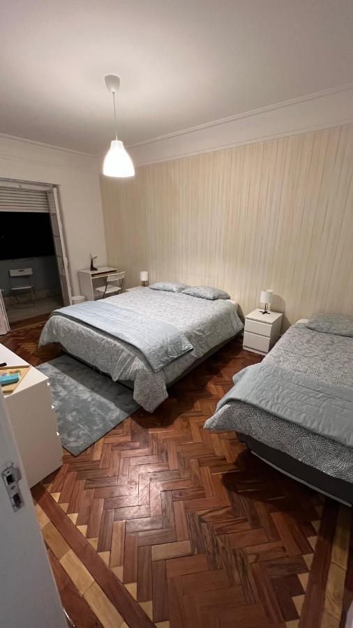 Habitacion Privada Para 3 Grande Con Balcon Lisboa Eksteriør billede